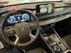 ميتسوبيشي اوتلاندر